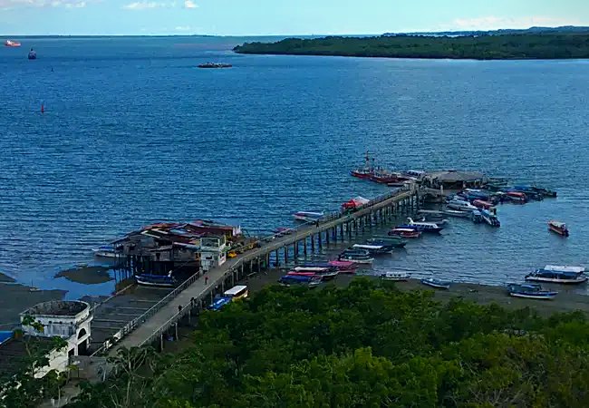 Vista panorámica del Muelle Turístico de Buenaventura